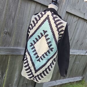 DAVI & DANI Knit Patterned Sweater